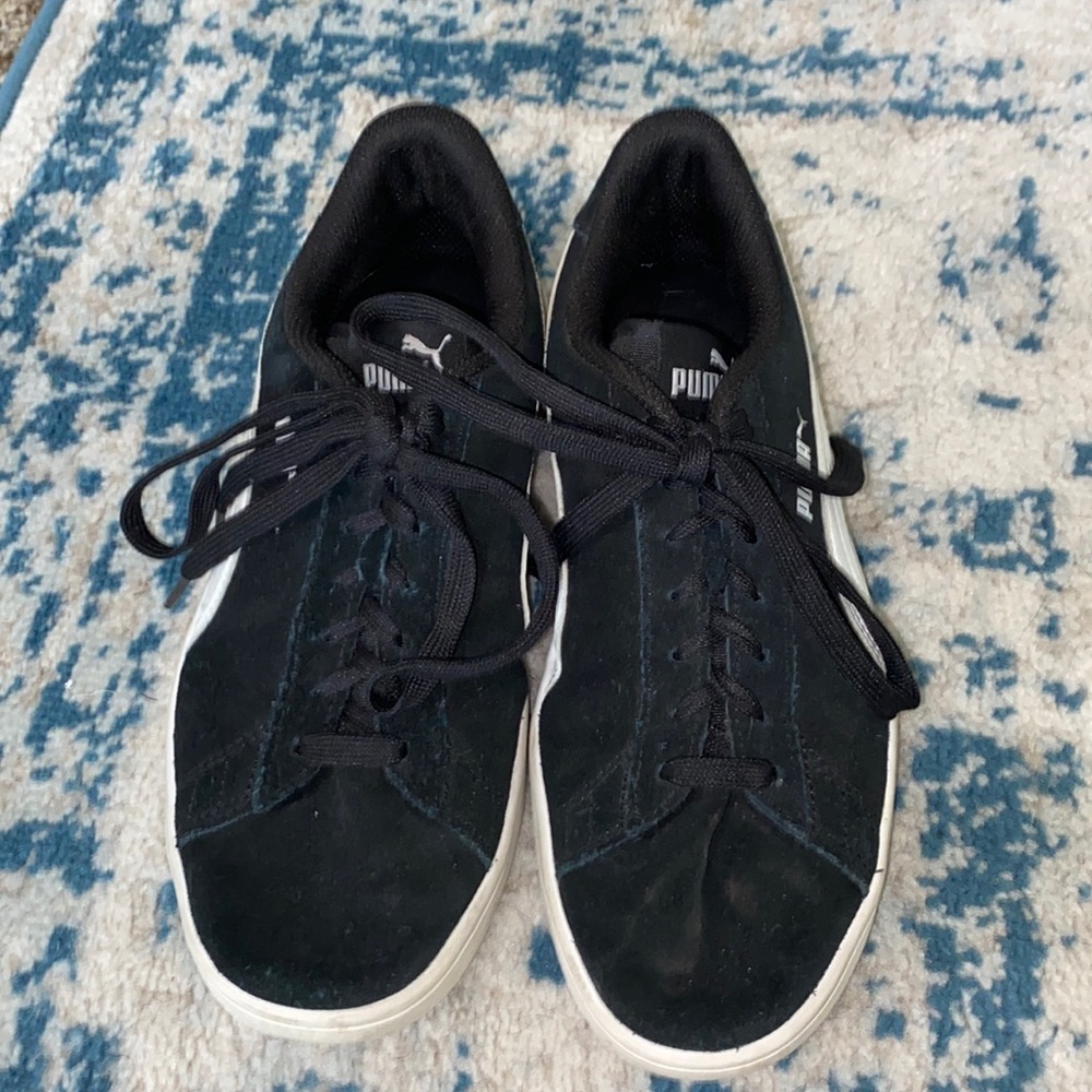 Puma Sneakers